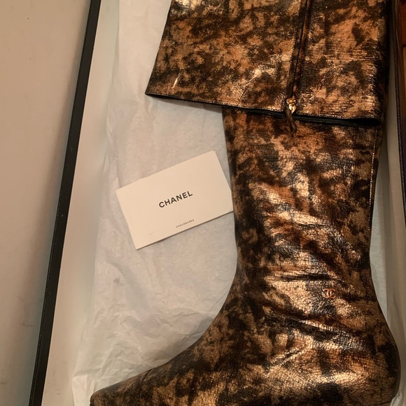 CHANEL Knee High Boots size 40 or 10B - Picture 2 of 10